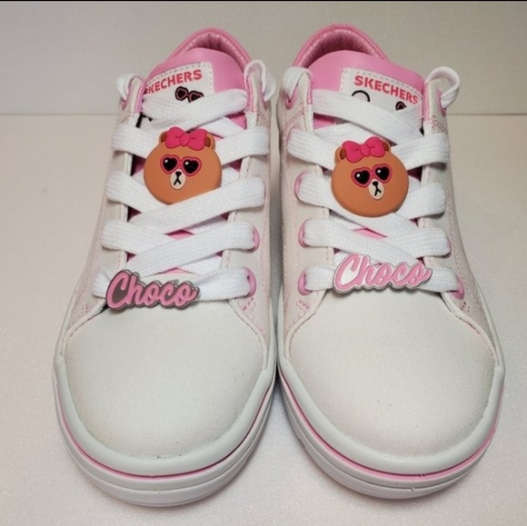 Sneakers - Picture 1 of 1